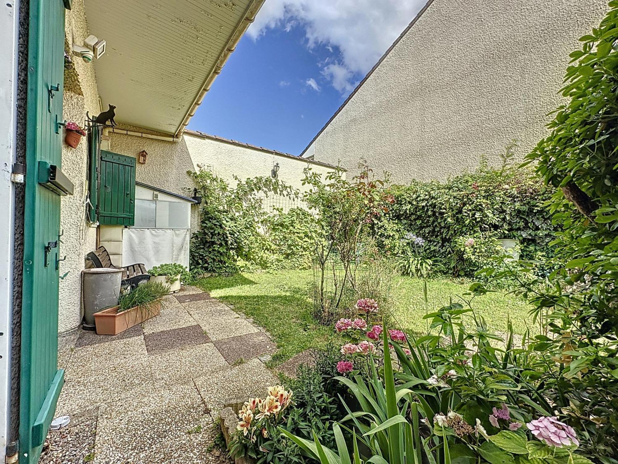 Maison 73M2 Avec Jardin St-Denis Saint-Denis  Dış mekan fotoğraf