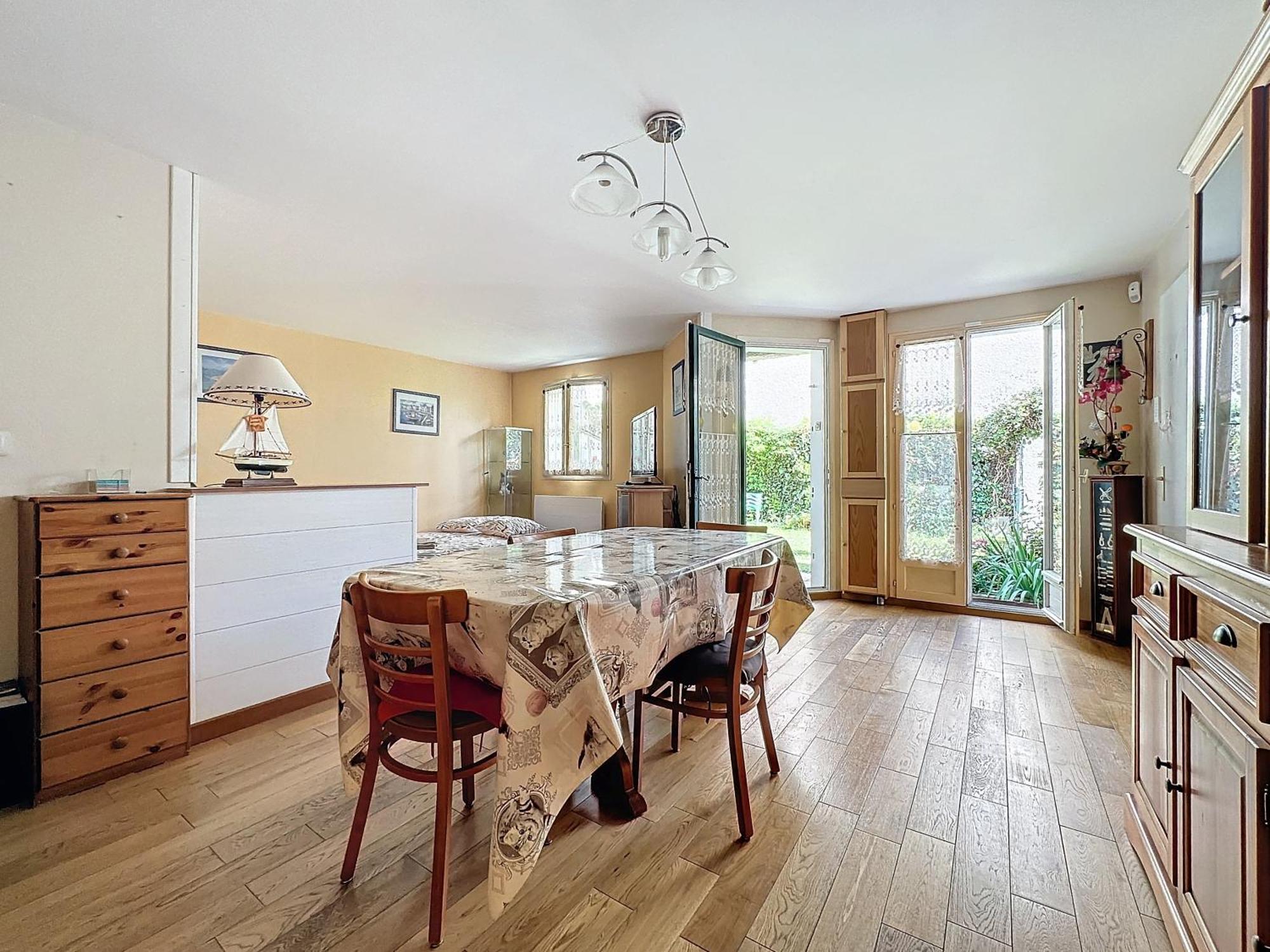 Maison 73M2 Avec Jardin St-Denis Saint-Denis  Dış mekan fotoğraf